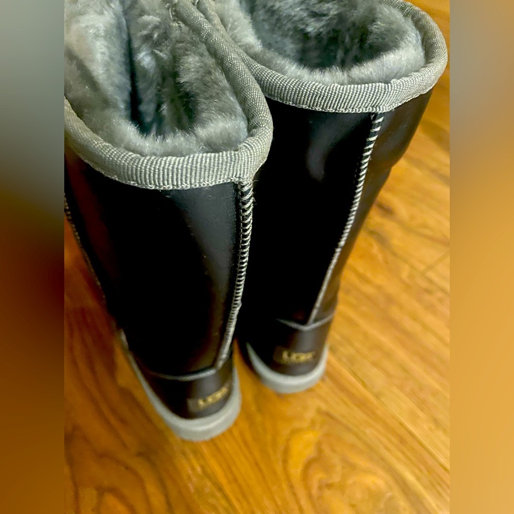 UGG Black and Gray Fur-Lined Boots 7W
